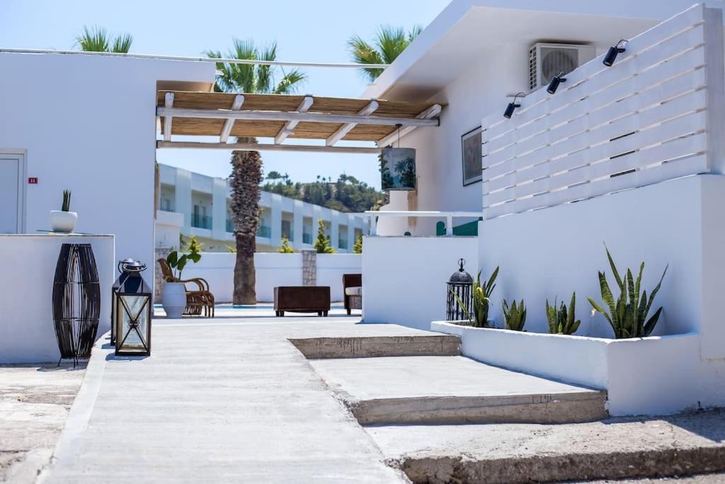 Rosie'S Studios 4 Faliraki Exterior foto